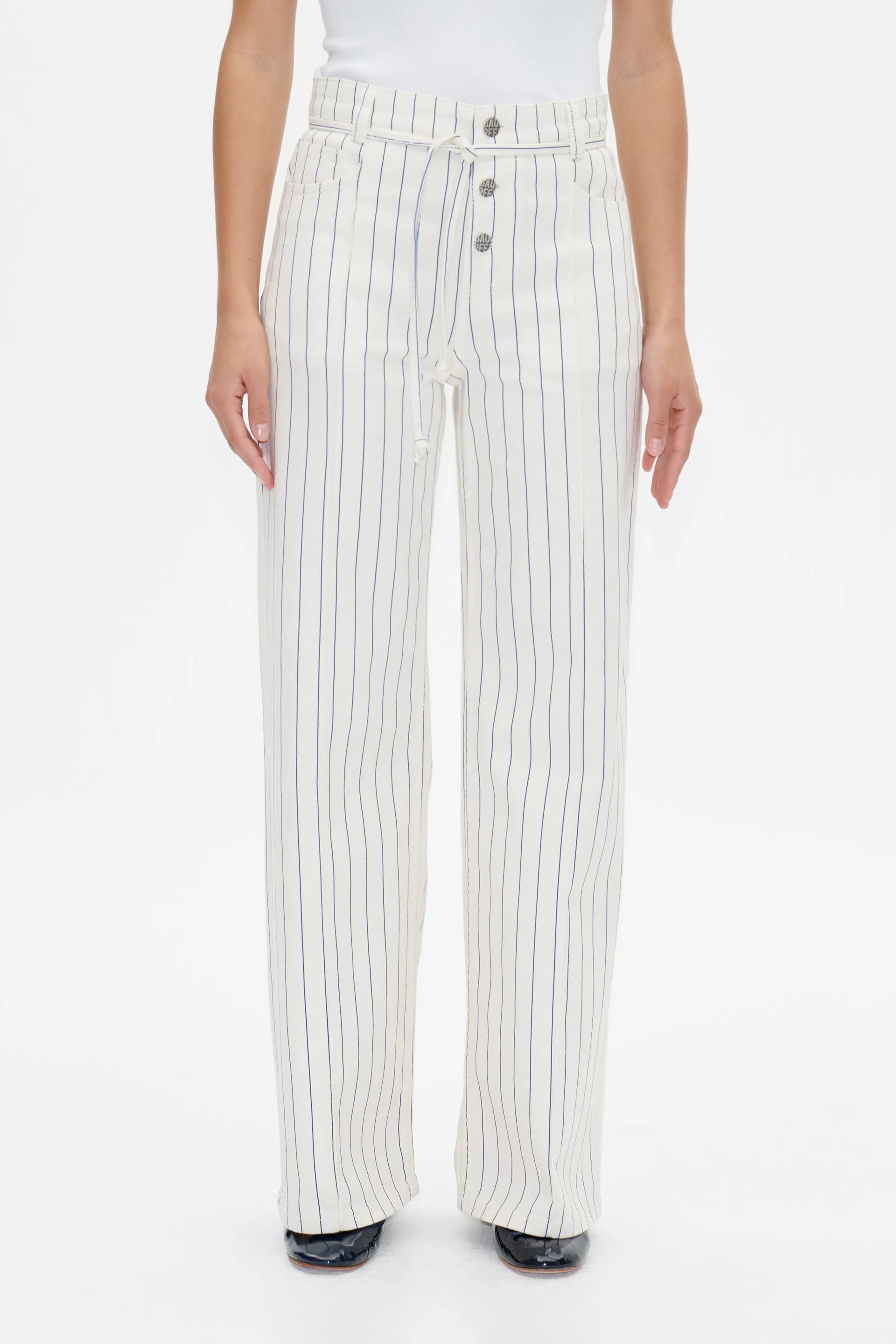 NINIA | White Sand Pinstripe